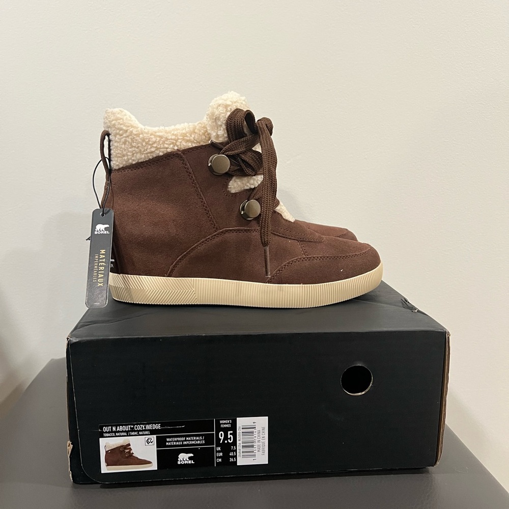 SOREL Out N About Cozy Wedge boot - Picture 9 of 11